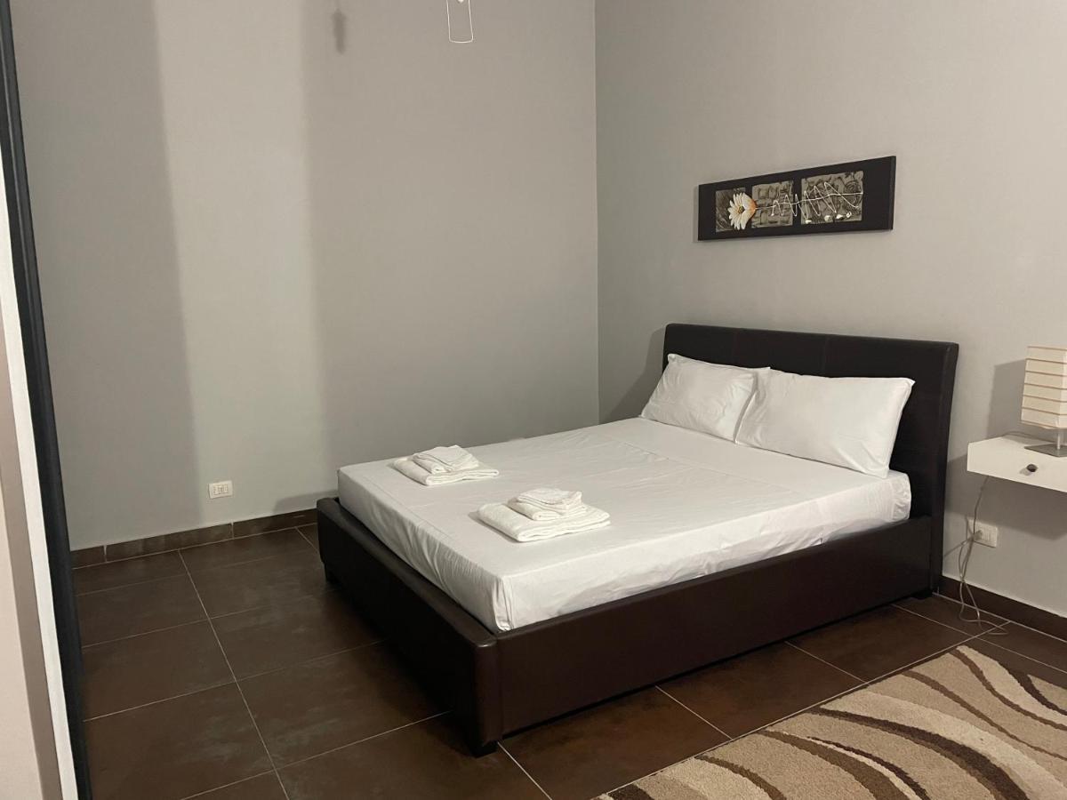 La Casa Di Bea Apartman Lecce Kültér fotó